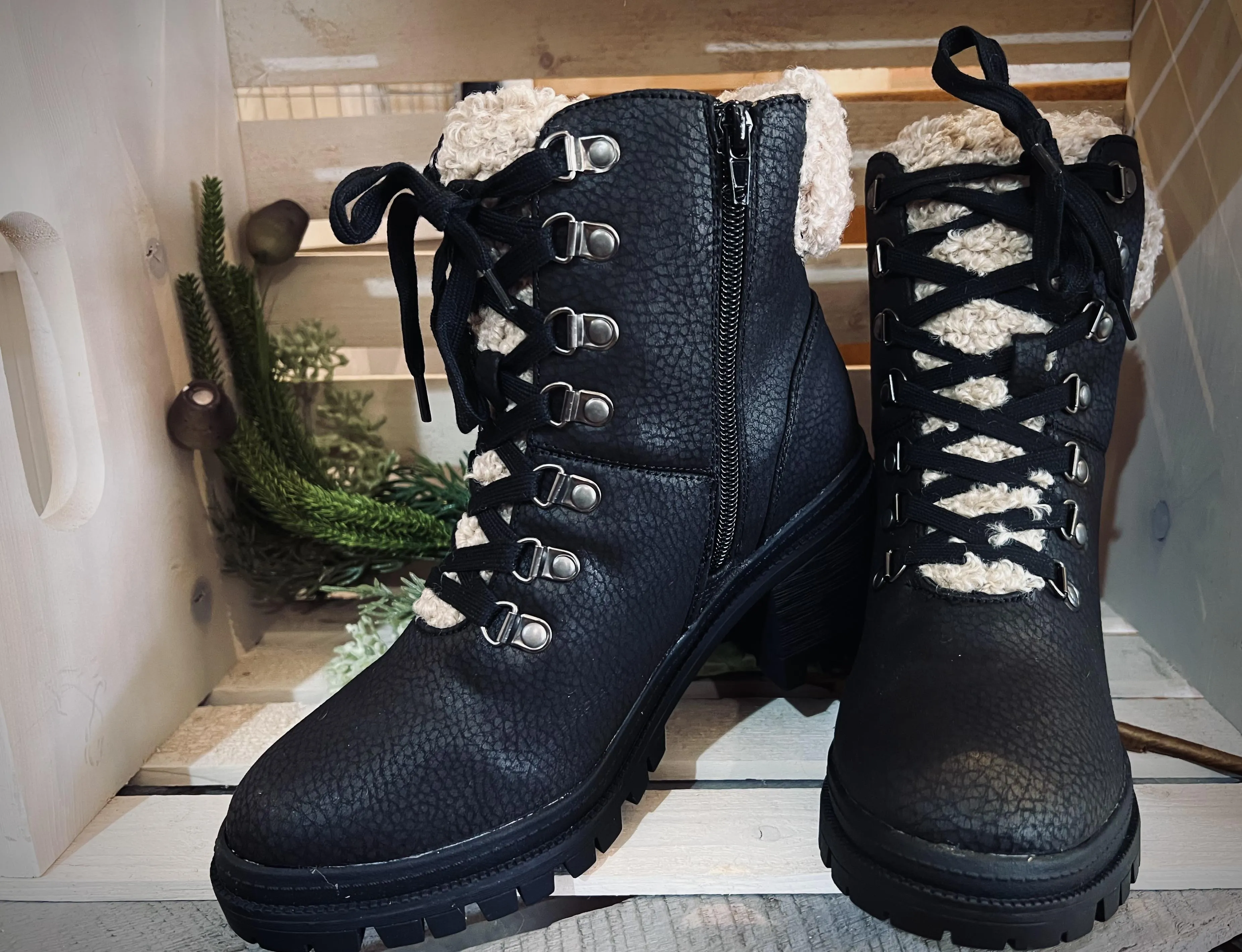 Alpine Boot - 2 Colors